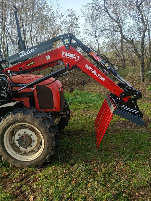 Firma Art-Tur Ładowacz czołowy Tur 5 samopoziom odciągi euro ramka