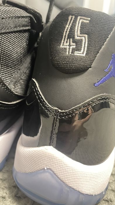 Jordan 11 x Space Jam