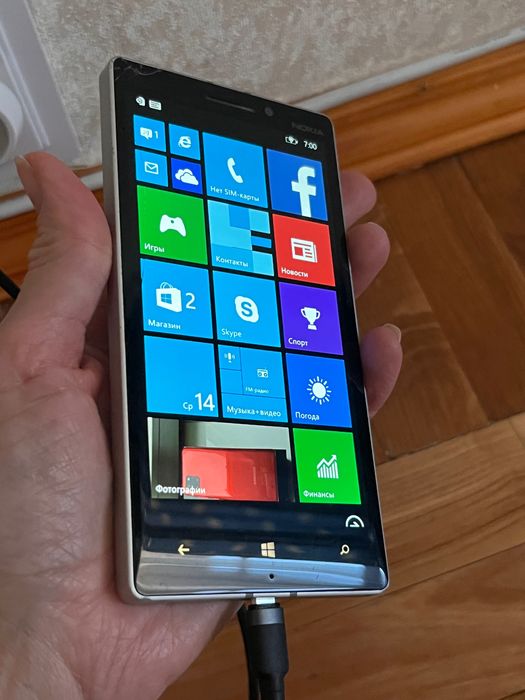 Смартфон Nokia Lumia 930 white