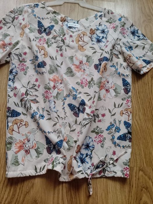 Bluzka damska wzorzasta