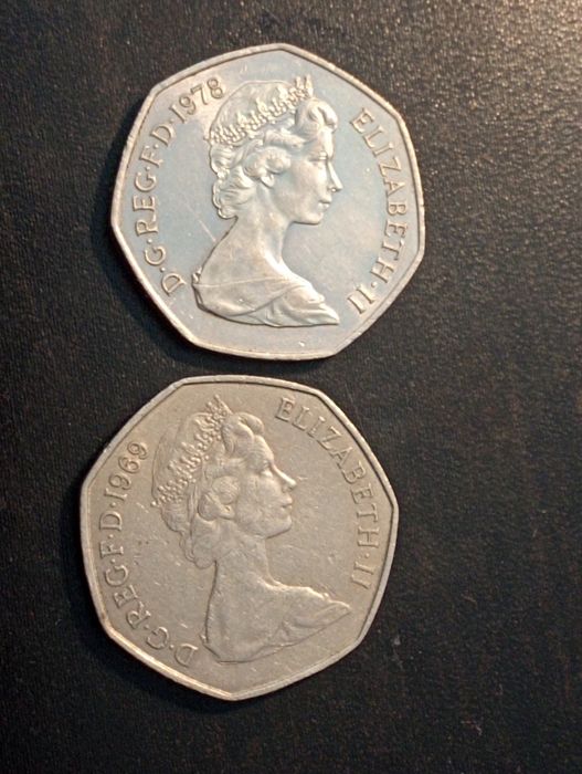 2 moedas 50 New Pence - Elizabeth II Grã-Bretanha, 1969, 1978