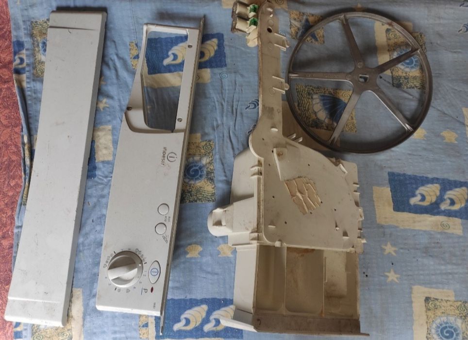 Indesit WI81 запчастини