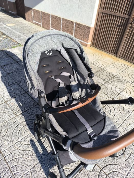 Carrinho + ovo+ base isofix Jané