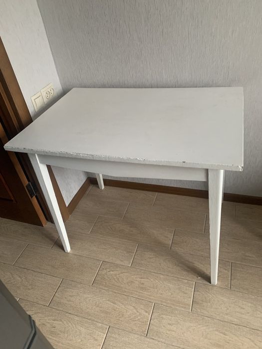 Продам стол для кухни