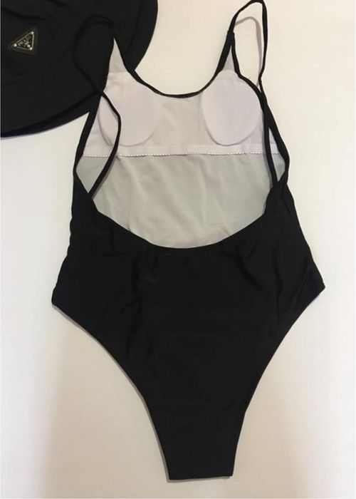 Суцільний Купьник guess розмір м