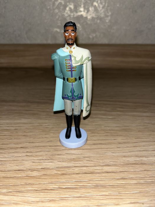 Фігурка принца Disney  Frozen оригінал з підставкою