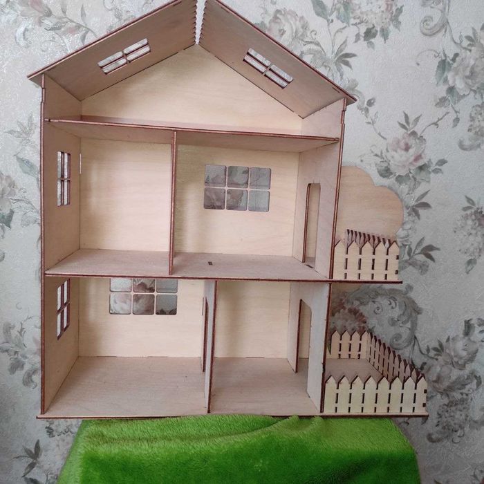 Дім з фанери іграшковий