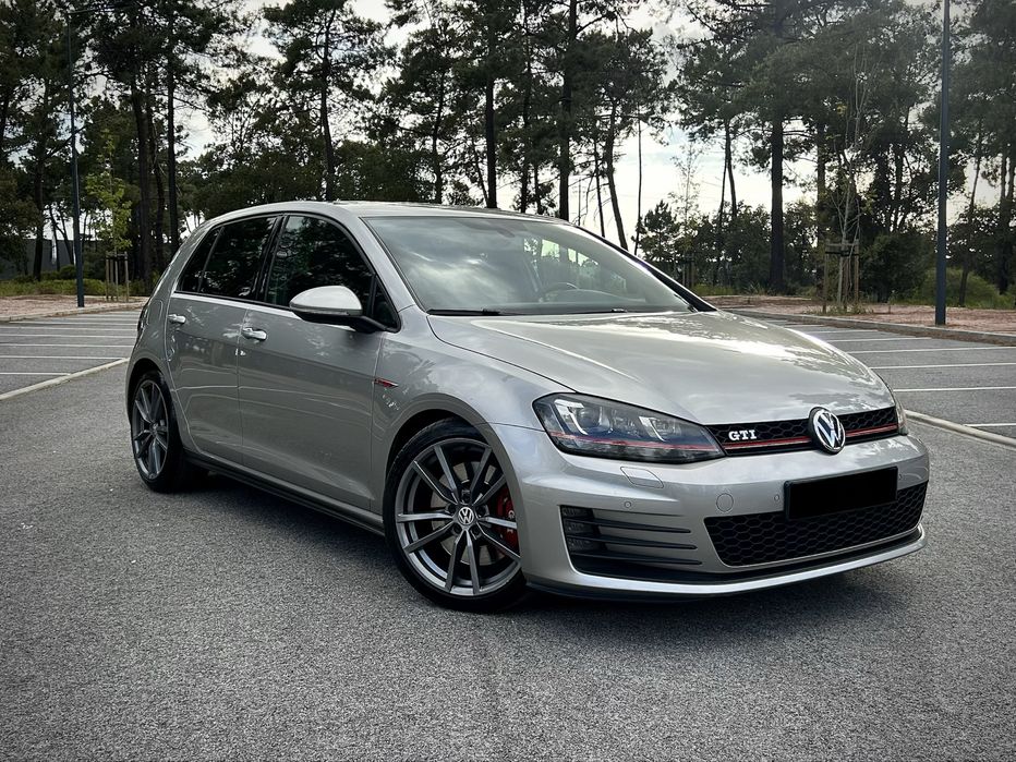 VW Golf GTI Performance - Histórico de Revisões Completo