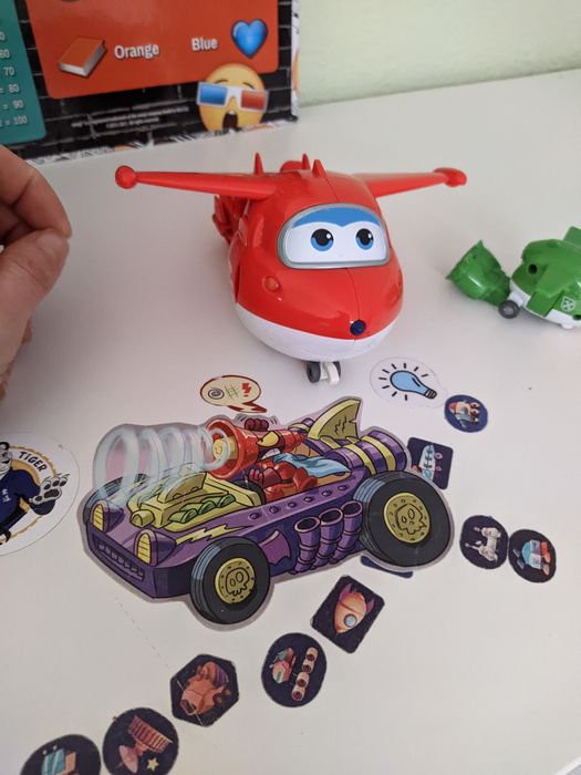 Super Wings Dżetek Transformers
