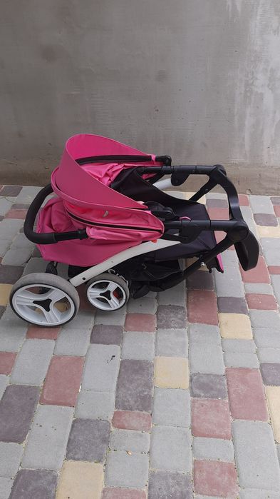 Прогулянкова коляска