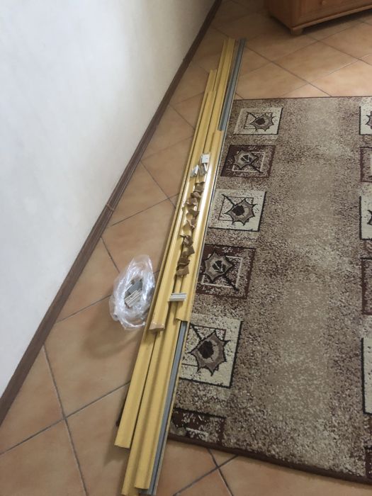 Sprzedam listwy przypodłogowe