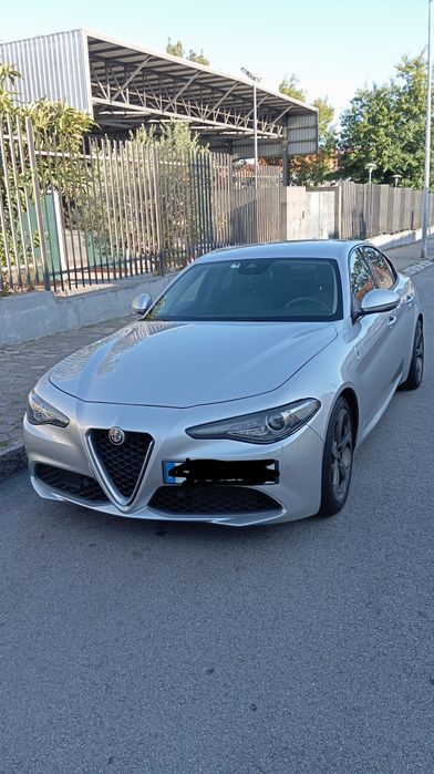 Alfa Romeo Giulia 2.2d Super AT8
