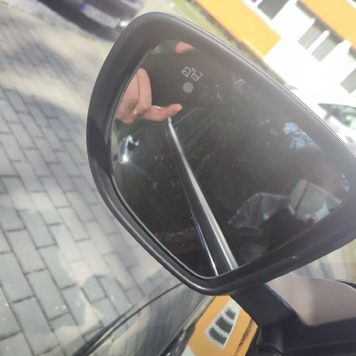 Nisan Life 40 TEKNA + З АВТОпаркуванням топова версія