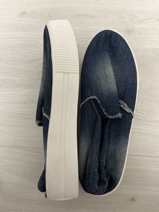 Продам мокасіни