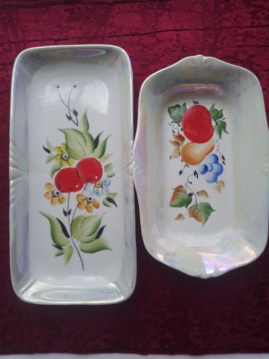 Блюдо,рулетниця,кушин,спецовники