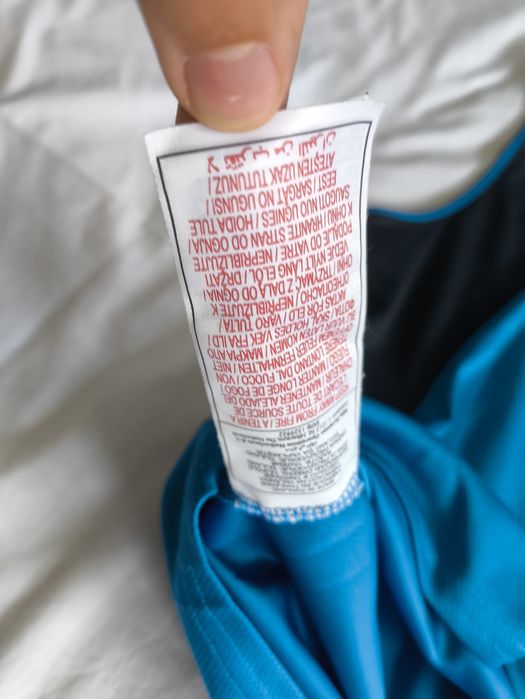 Camisola desporto Nike alcinhas azul