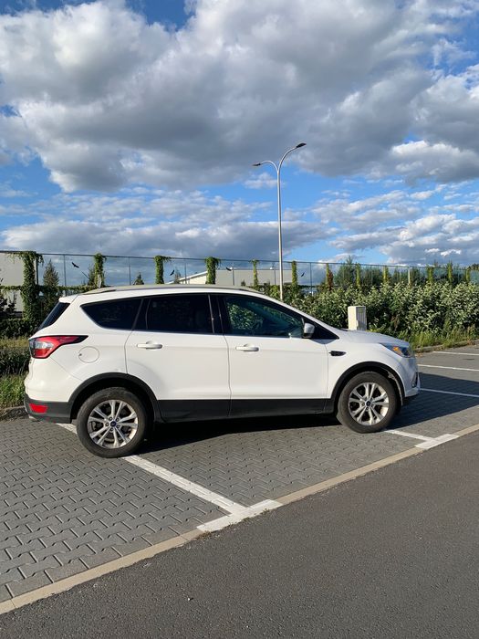 Ford Escape Кросовер