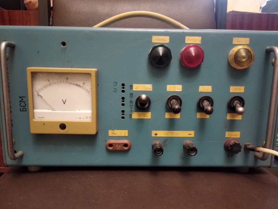 Зарядное устройство времён СССР