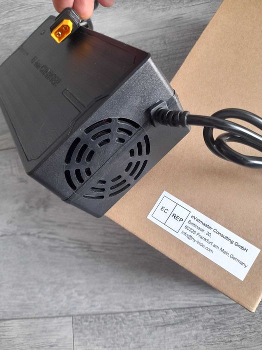 Zasilacz rowerowy hytride