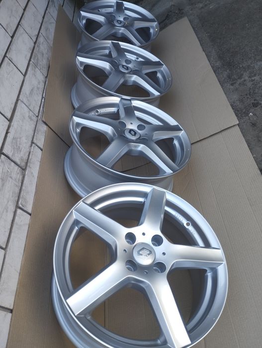 New Р16   4 100 диски Renault/Germany.