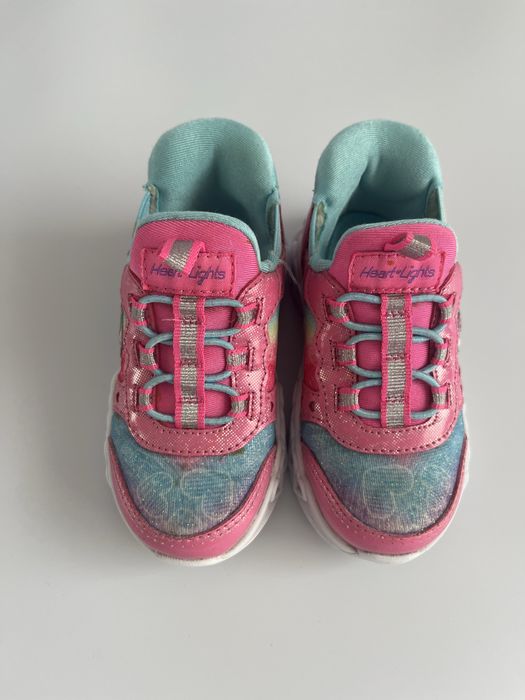 Кросівки для дівчинки Skechers 22