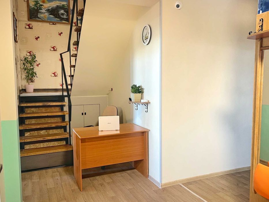 Місце в кімнаті дешево/Тепло, світло, вода тільки у нас!