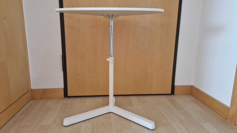 Mesa branca IKEA extensivel - modelo Svartasen