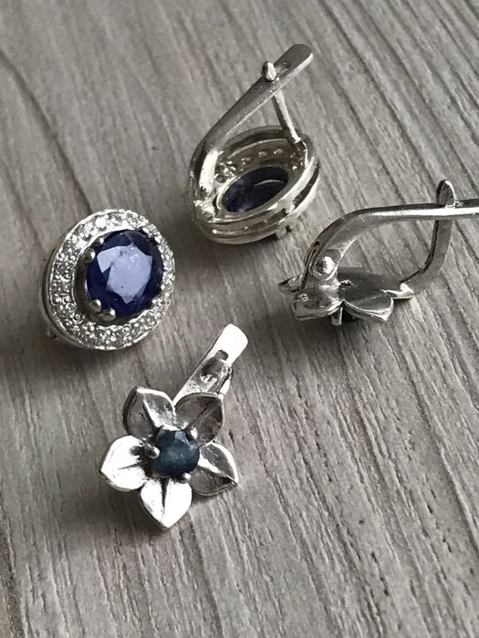 Серьги сапфиры и рубины серебро.