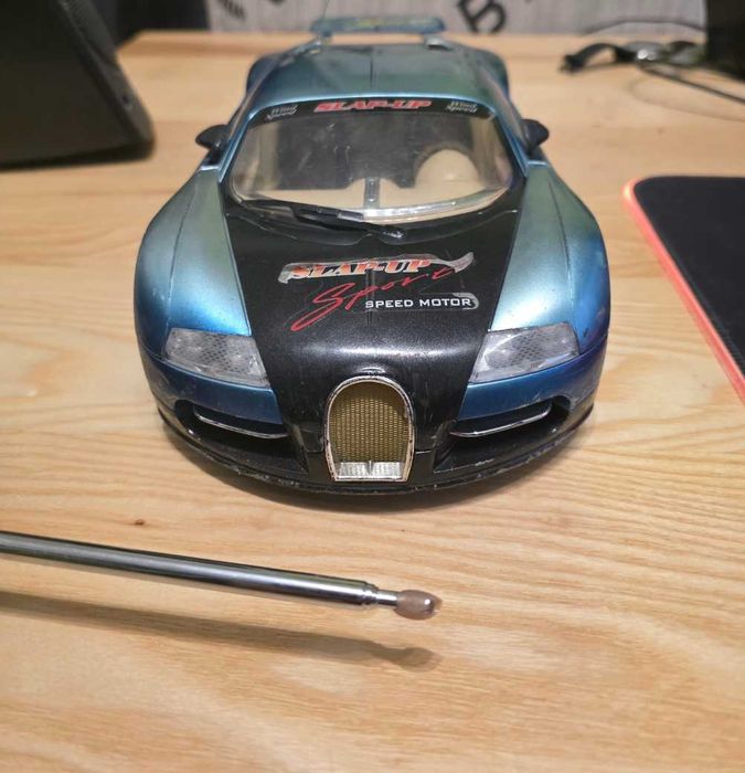 Samochód wyścigowy zdalnie sterowany RC + Pilot Stylizowany na Bugatti