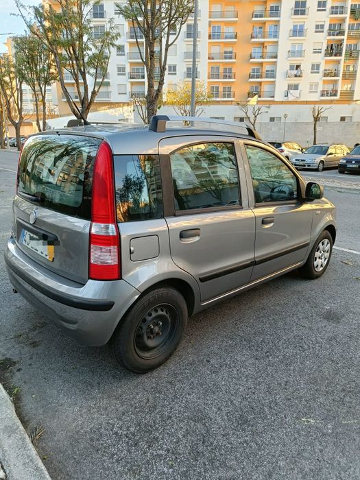 Fiat Panda 1.2 Gasolina — 2011 | Ar Condicionado | Rádio Bluetooth