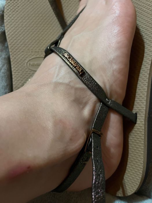 Босоніжки 26 см на палець  havaianas 40-41 розмір з блискучими перламутровими ремінцями