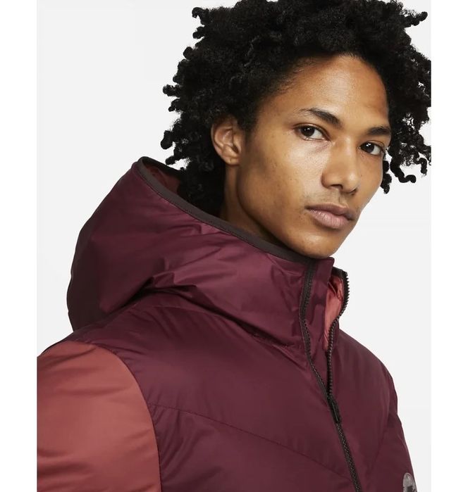 Пуховик Nike Sportswear Storm-Fit Windrunner M