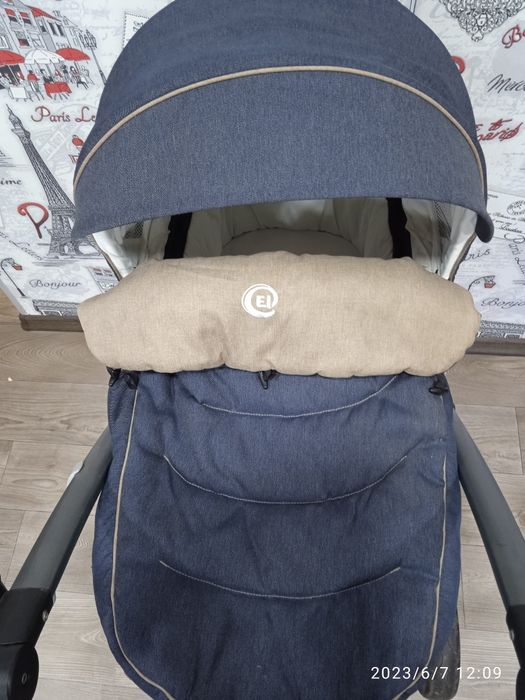 Продам коляску 2 в 1