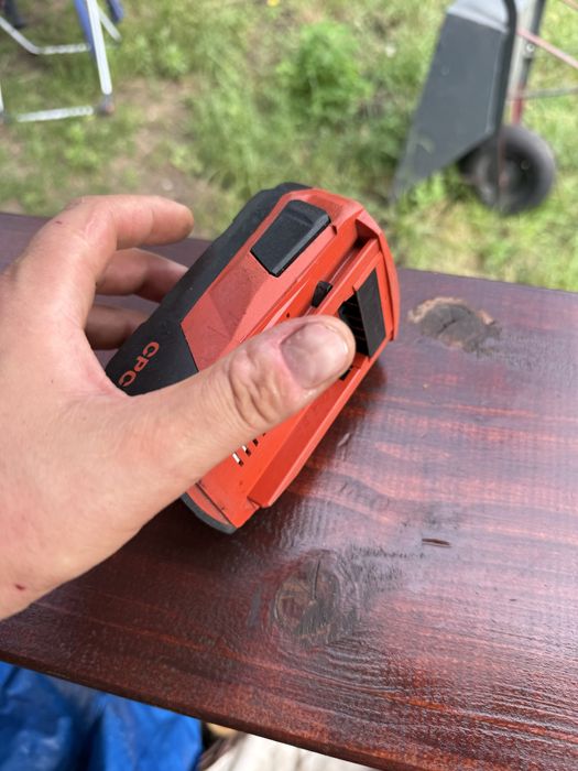Bateria hilti b22/ 4.0Ah sprawna 2022