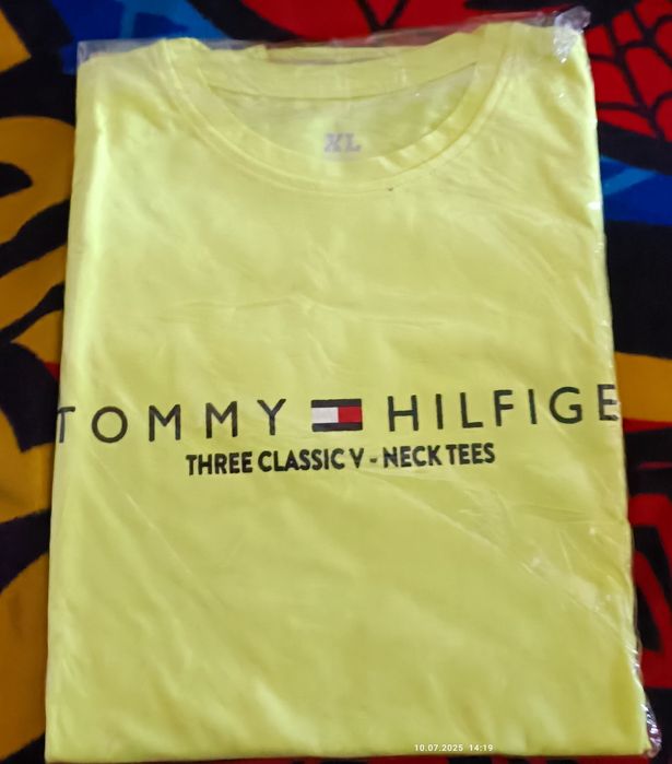 Мужские одежда. Футболка . Мода и стиль