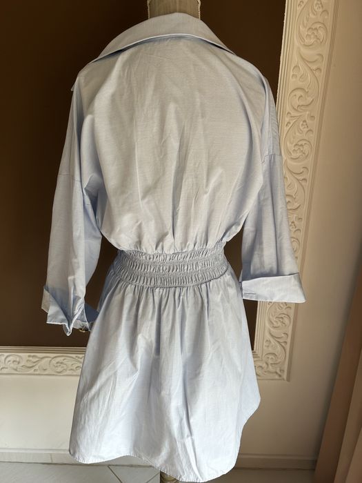 Sukienka w stylu marynarskim Zara