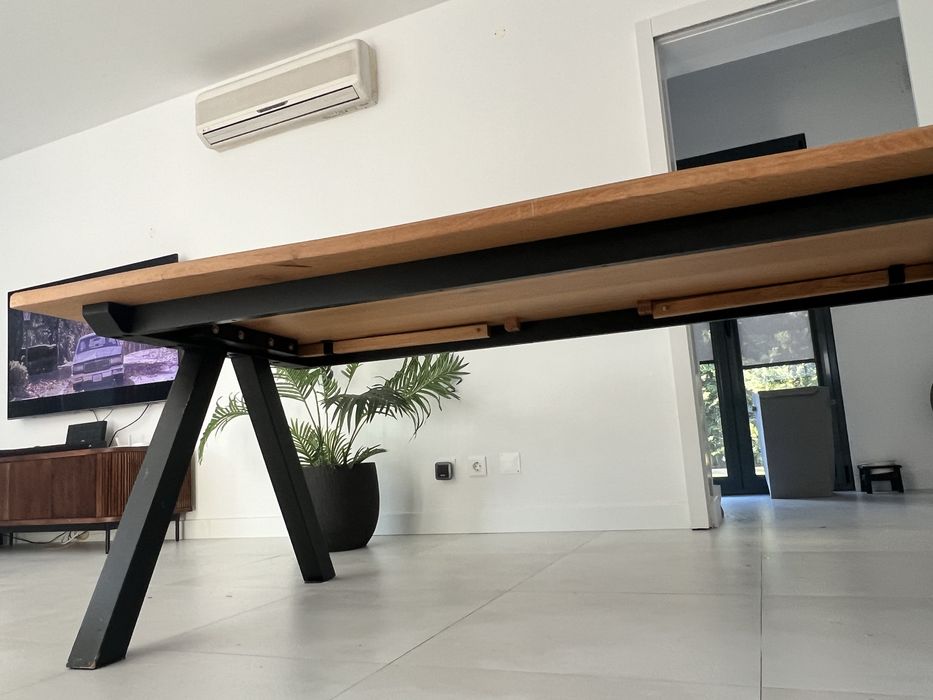 Mobilia de sala, mesa e movel tv