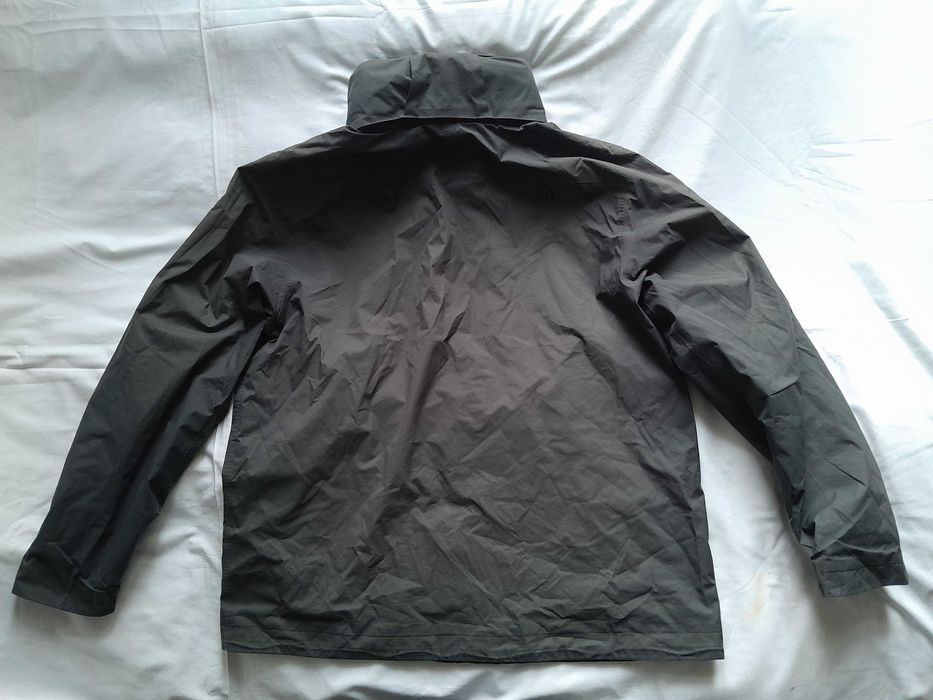 Sprzedam kurtkę męską przeciwdeszczową The North Face Dryvent