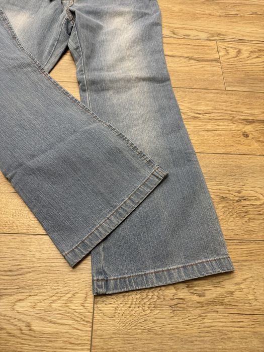 Nowe niebieskie bawełna dzwony jeansy szerokie nogawki M Union Blues