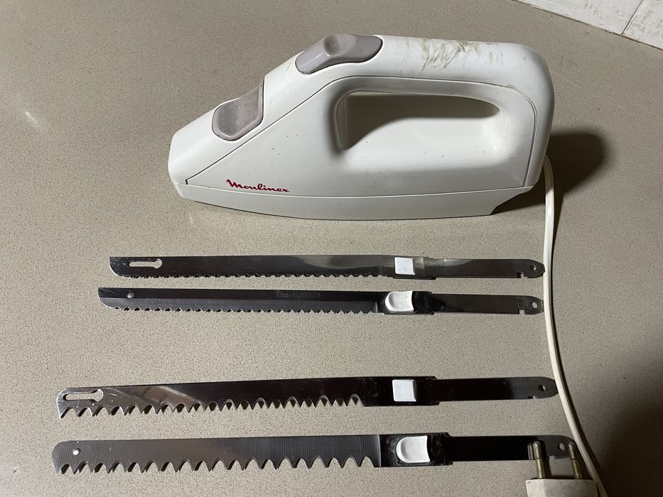 Faca electrica Moulinex - como nova, usada poucas vezes