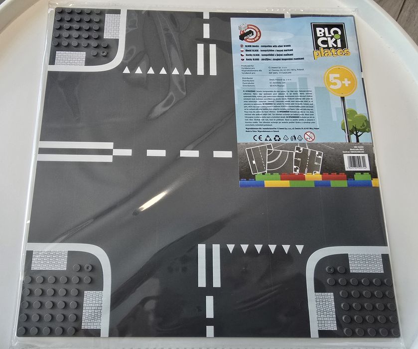 Nowe płytki konstrukcyjne drogowe kompatybilne z LEGO 32x32 study