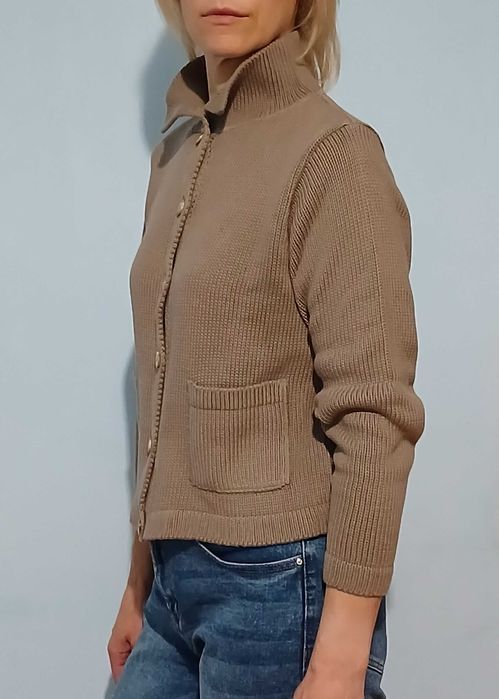 котонова кофта на гудзиках р. М/L