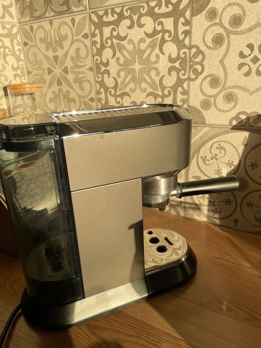 Nowy kolbowy ekspres