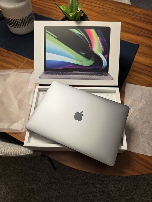 MacBook Pro M1 16GB 256GB c/ NOVO. Troca/retoma. Caixa, acessórios originais.