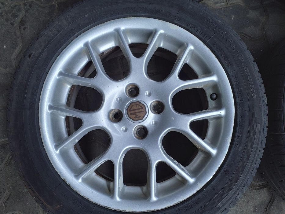 Jantes Mg Zr R16 Com Pneus 205/50 Furação 4X100