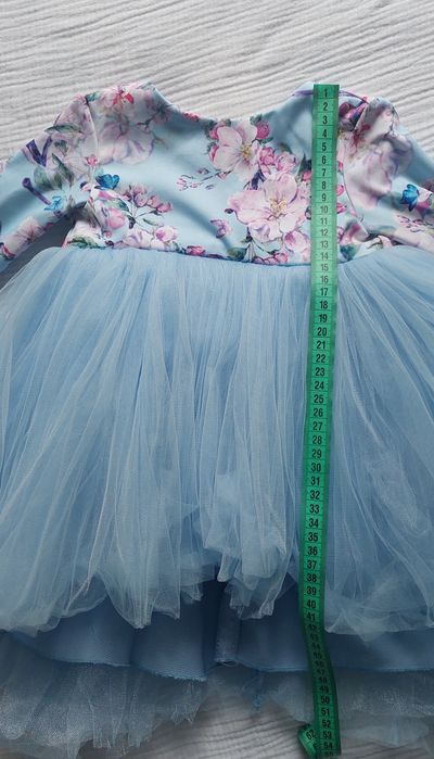 Сукня на рік, 80