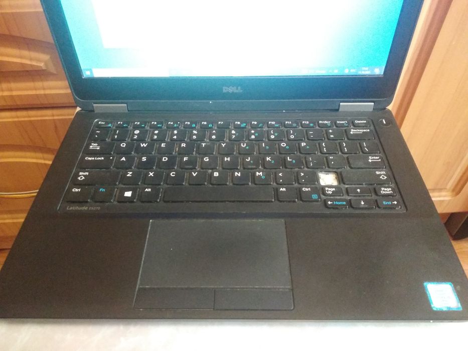 Dell Latitude E5270, 12.5", i5-63000U 2.4GHz, 8Gb, 256Gb