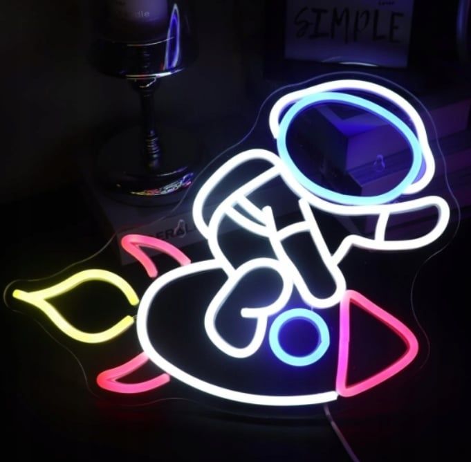 Neon led Kosmonauta ozdoba