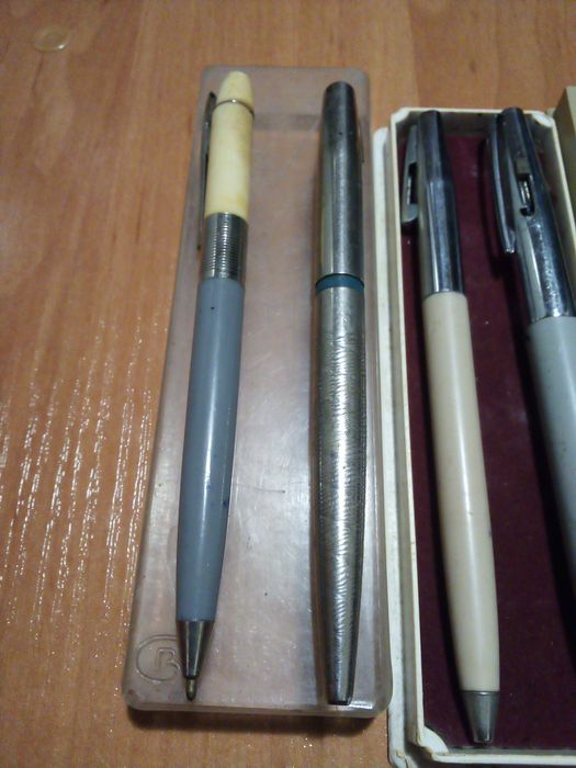 Ручки шариковые автоматические времен СССР: 50 грн. - Канцтовари ...
