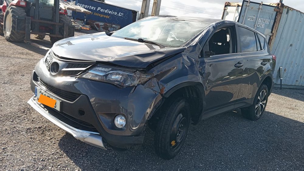Toyota RAV-4  2015